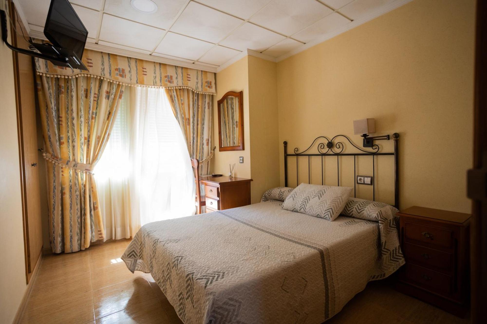 בוריאנה Hotel Beatriz מראה חיצוני תמונה