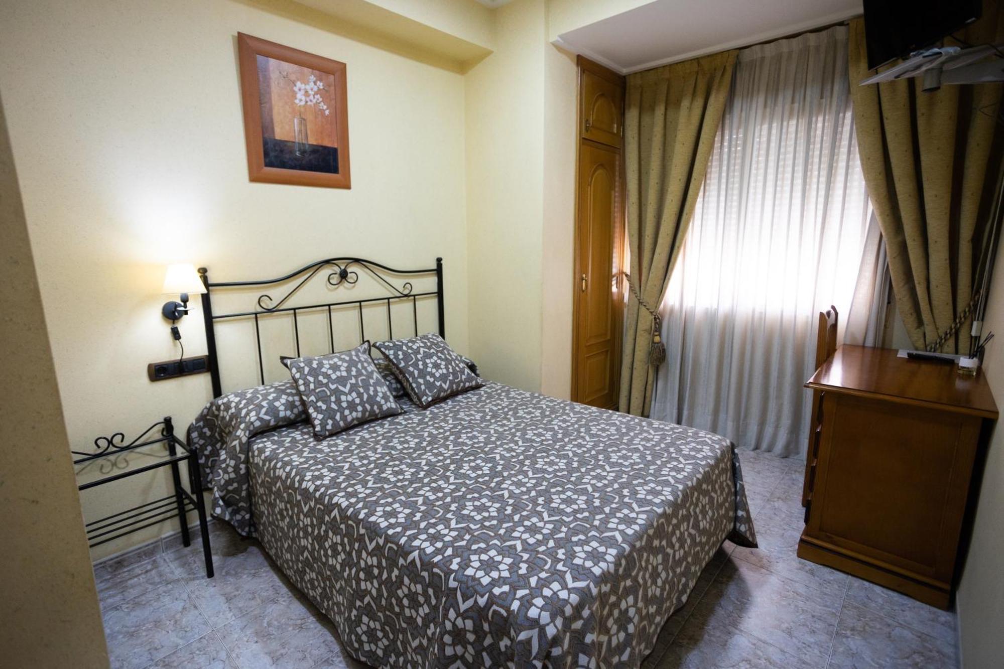 בוריאנה Hotel Beatriz מראה חיצוני תמונה
