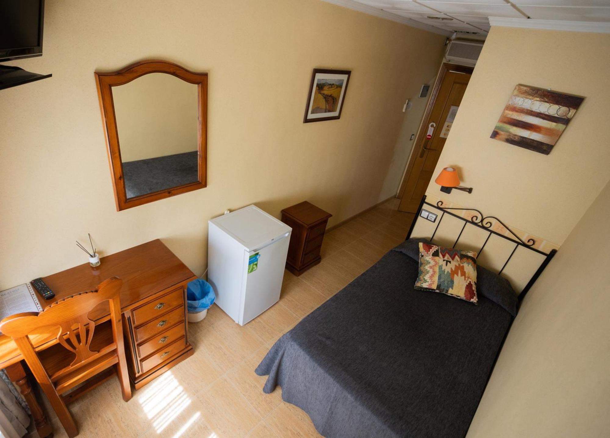 בוריאנה Hotel Beatriz מראה חיצוני תמונה