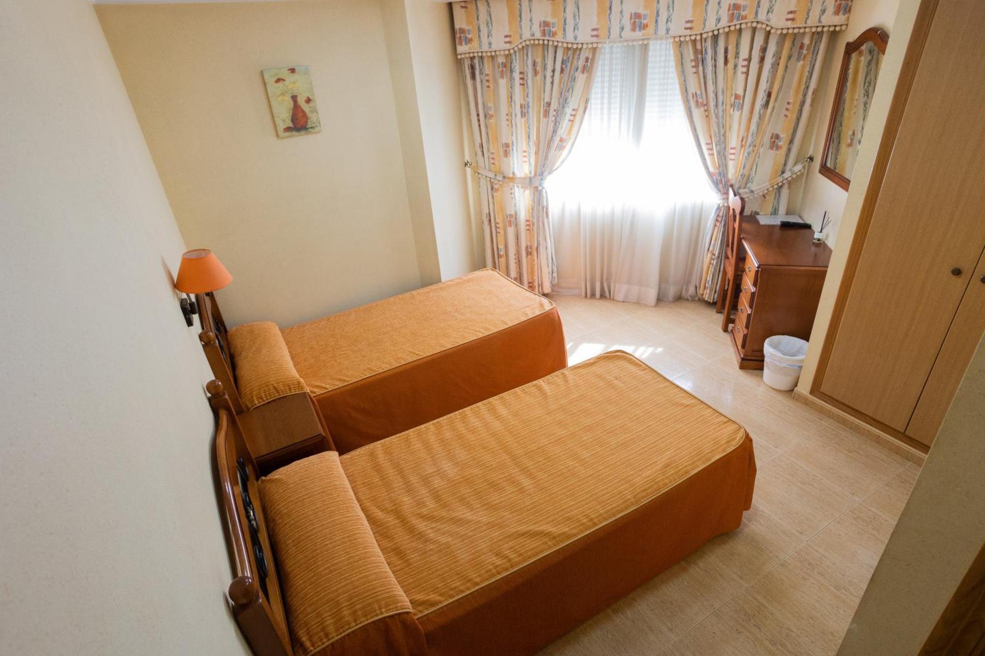 בוריאנה Hotel Beatriz מראה חיצוני תמונה